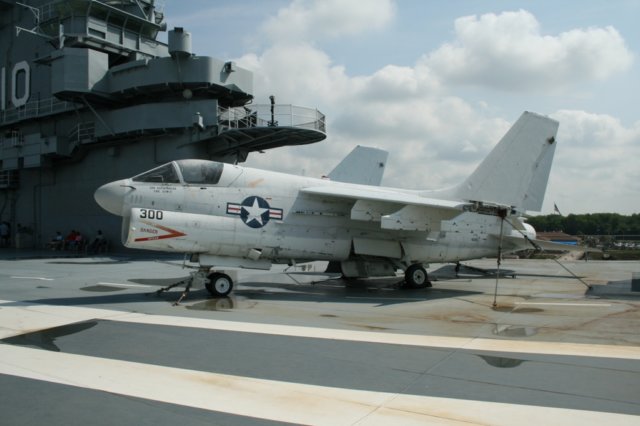 ussyorktown21.jpg