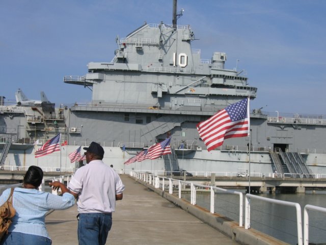 ussyorktown4.jpg