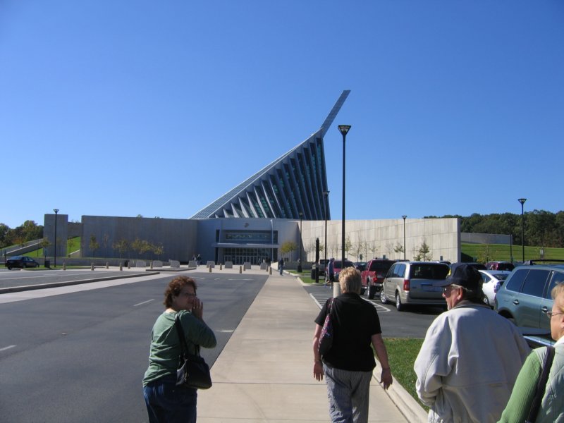 marinecorpmuseum.jpg