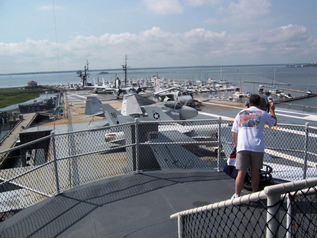 ussyorktown22.jpg