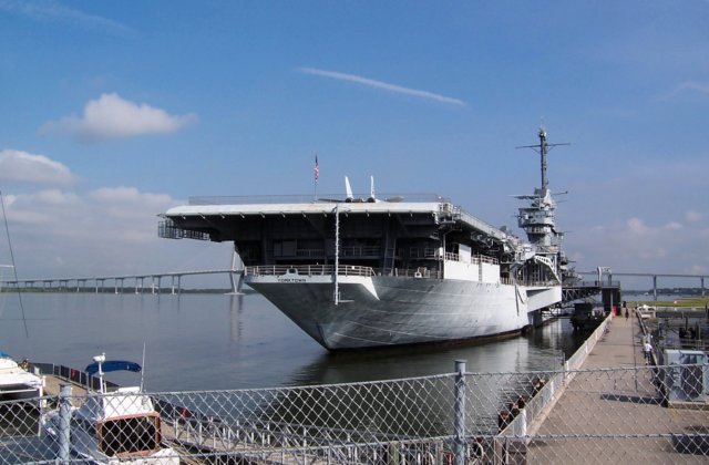 ussyorktown4.jpg