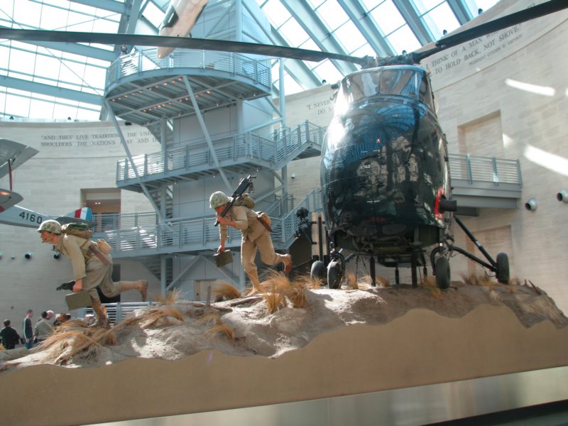 marinecorpsmuseum4.jpg